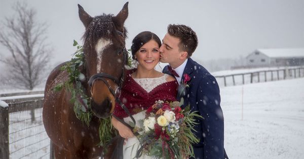 Five Moments Your Wedding Photographer Should Capture